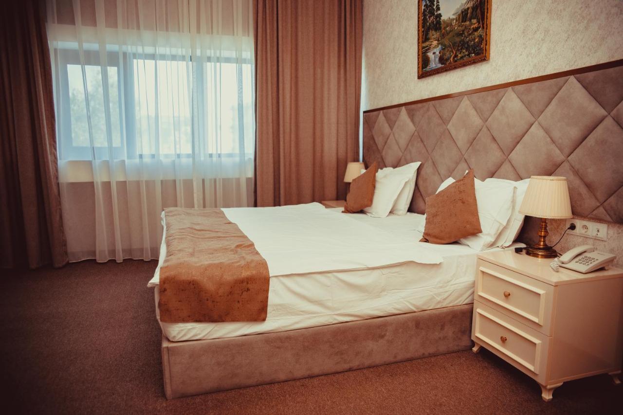 Salam Baku Hotel Esterno foto