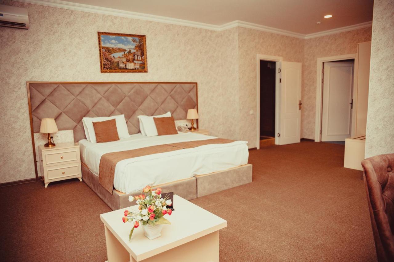 Salam Baku Hotel Esterno foto