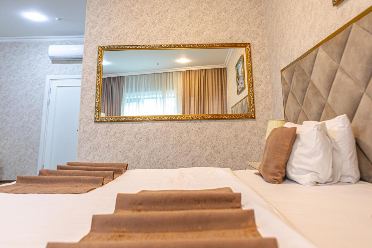 Salam Baku Hotel Esterno foto